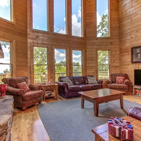 Villa Blue Ridge Retreat